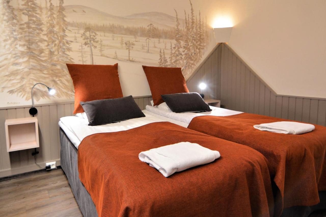 Hotel Yllaesrinne Ylläsjärvi エクステリア 写真