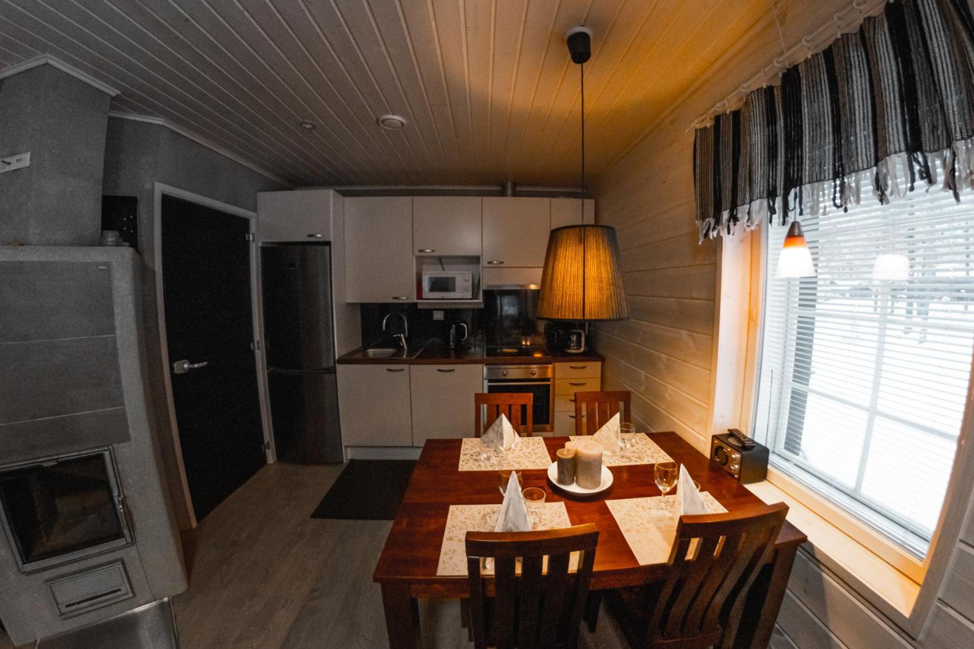 Hotel Yllaesrinne Ylläsjärvi エクステリア 写真