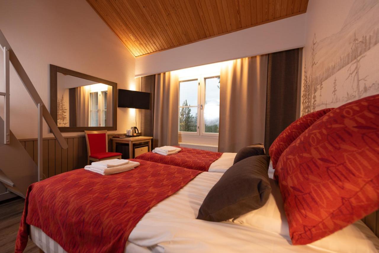 Hotel Yllaesrinne Ylläsjärvi エクステリア 写真