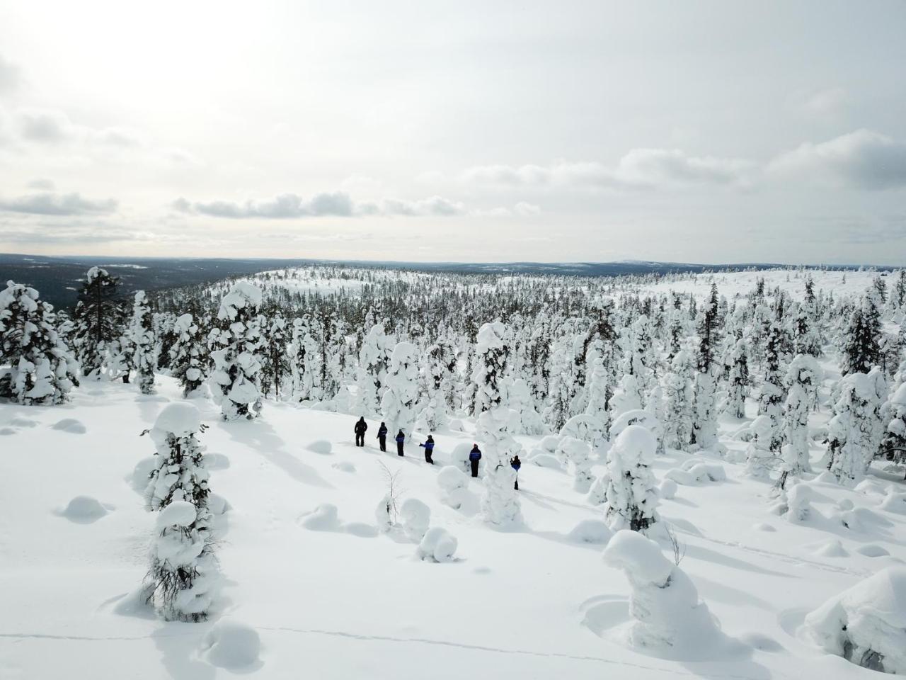Hotel Yllaesrinne Ylläsjärvi エクステリア 写真