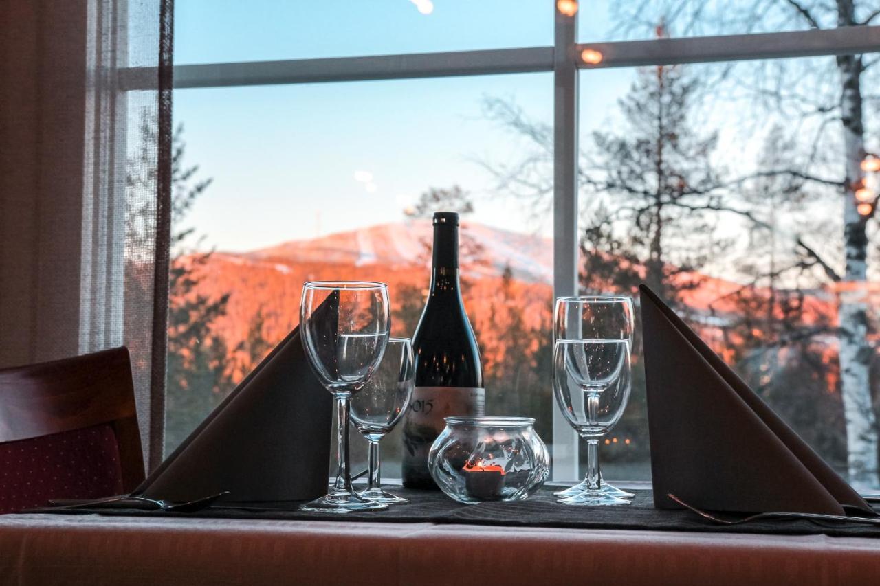Hotel Yllaesrinne Ylläsjärvi エクステリア 写真