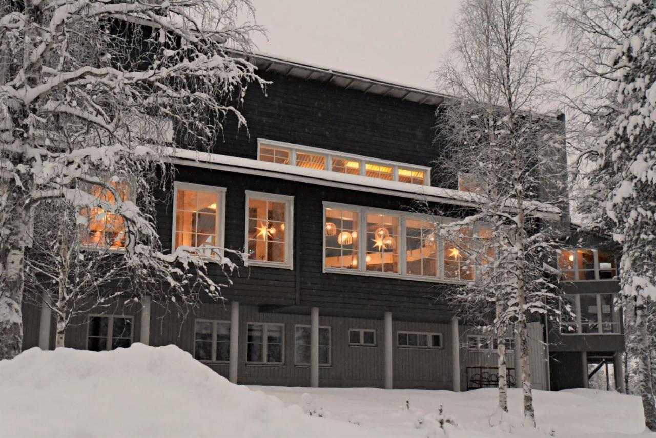 Hotel Yllaesrinne Ylläsjärvi エクステリア 写真