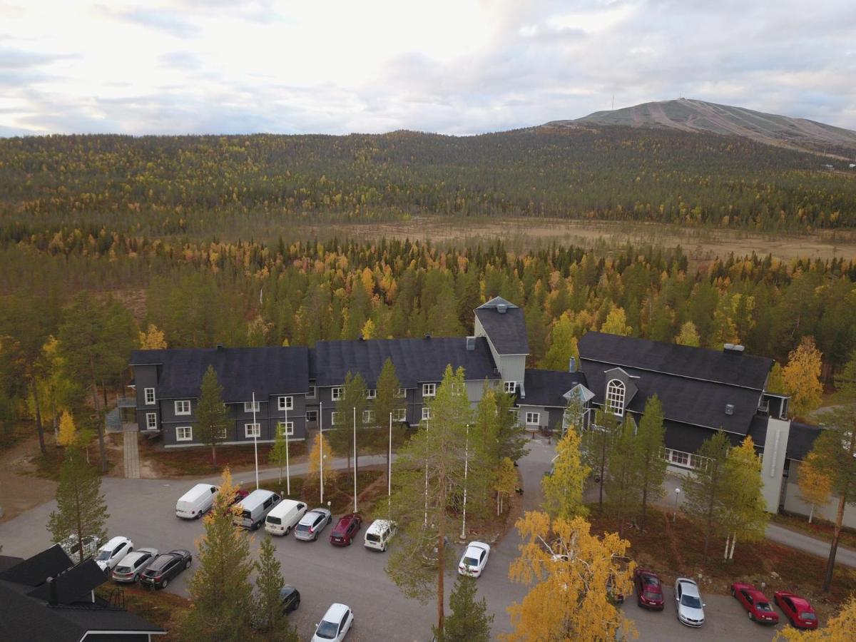 Hotel Yllaesrinne Ylläsjärvi エクステリア 写真